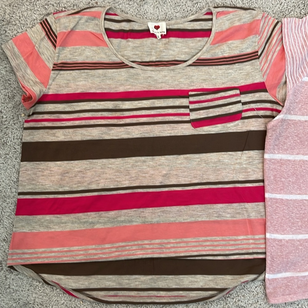 Ne Clo Hing & Forever 21 Top Bundle of Two